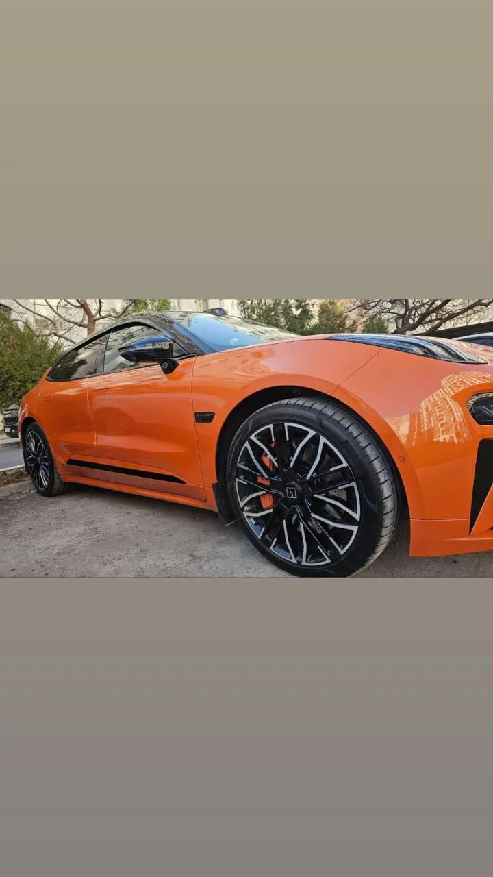 Zeekr 001 Z sport 2024