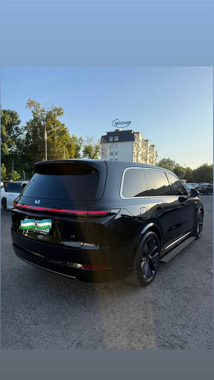 LIXIANG L9 ULTRA 2025
