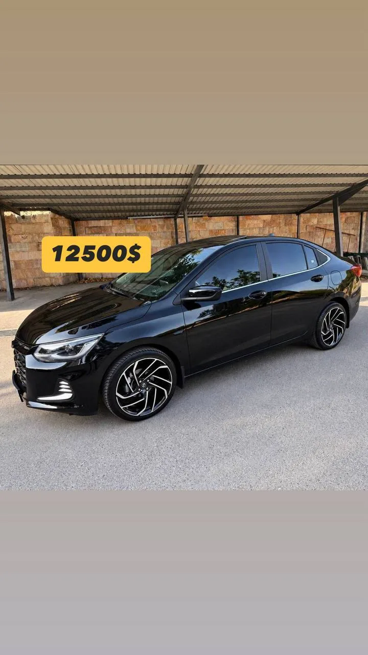 Продаётся Chevrolet Onix Premier 1 Turbo 2024
